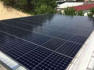 Générateur-photovoltaïque-autoconsommation-Capbreton-Landes-Movipole-Réalisation-Niroma-Solar-Modules-LG-Neon R